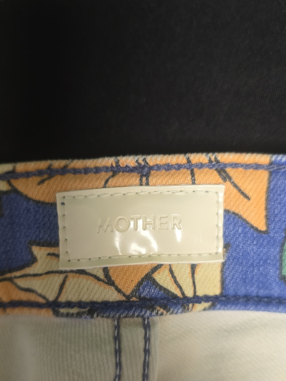 MOTHER The Hustler Printed Patch Pocket Jeans- EUC- 28 - Picture 8 of 14